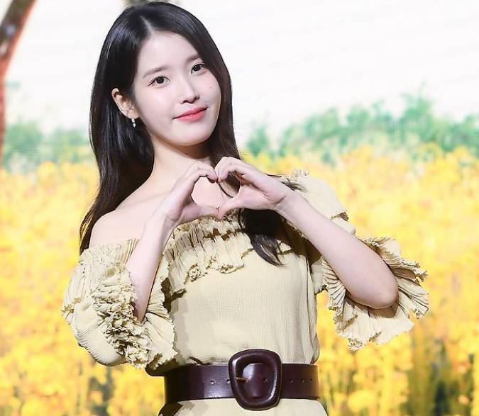 IU Donasikan 150 Juta Won untuk Anak dan Remaja di Hari Anak Korea