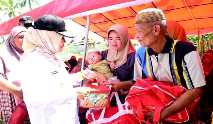 Wakil Gubernur Gorontalo Salurkan Bantuan untuk Korban Puting Beliung di Telaga Biru