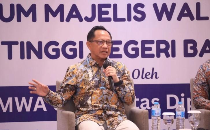 Mendagri Dorong Pemda Salurkan Beasiswa dan Tingkatkan Kapasitas Pegawai Lewat PTN-BH
