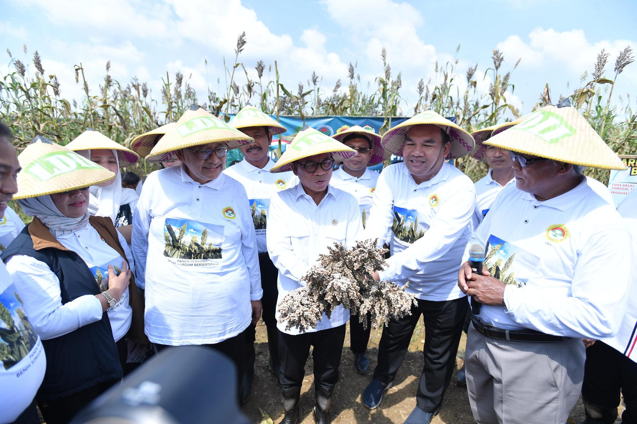 Indonesia Siap Jadi Lumbung Pangan Dunia, Mendes Yandri Soroti Potensi Besar Sorgum Blora