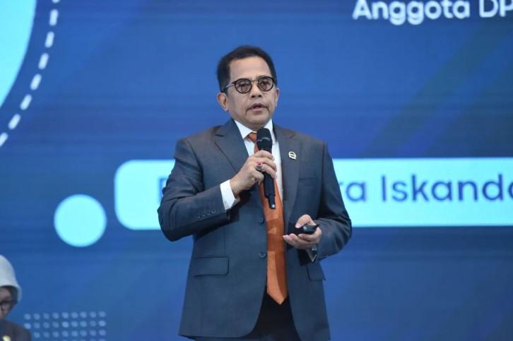 DPR RI Pelopori Konferensi PUIC Ramah Lingkungan dengan Kebijakan Bebas Plastik