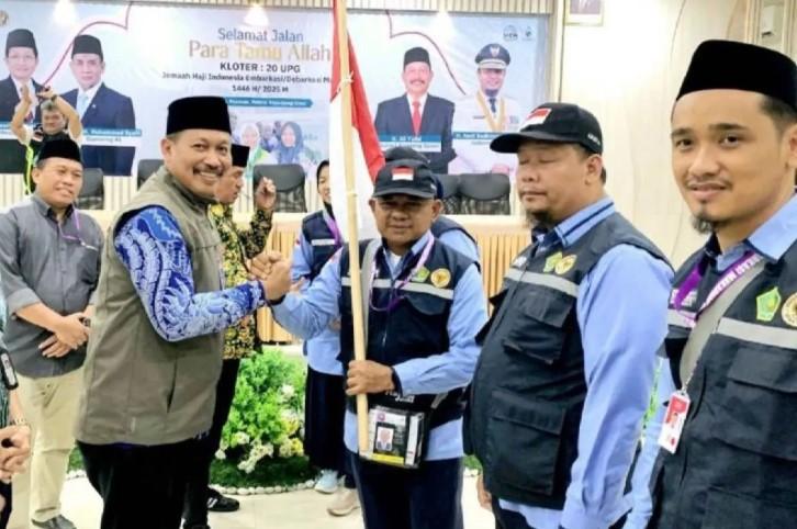 PPIH Embarkasi Makassar Berangkatkan 393 Calon Haji dari Luwu Utara dan Bone
