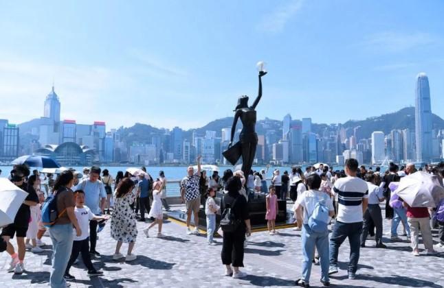 Wisatawan ke Hong Kong Tumbuh Dua Digit pada April 2025, Capai 3,8 Juta Orang