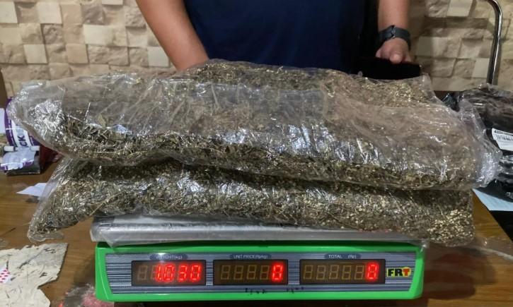 Pengungkapan Pengiriman Ganja Satu Kilogram Dari Medan ke Lombok Berhasil Digagalkan BNNP Lewat Strategi Controlled Delivery