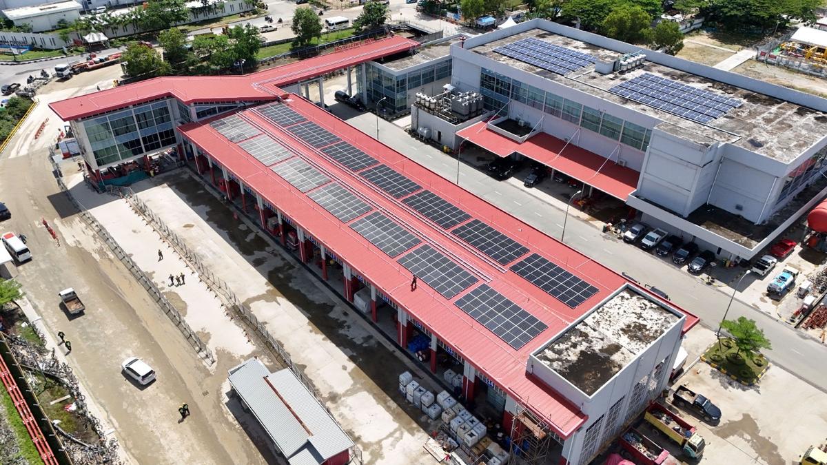 PLTS Atap Pertamina Resmi Beroperasi di Balikpapan