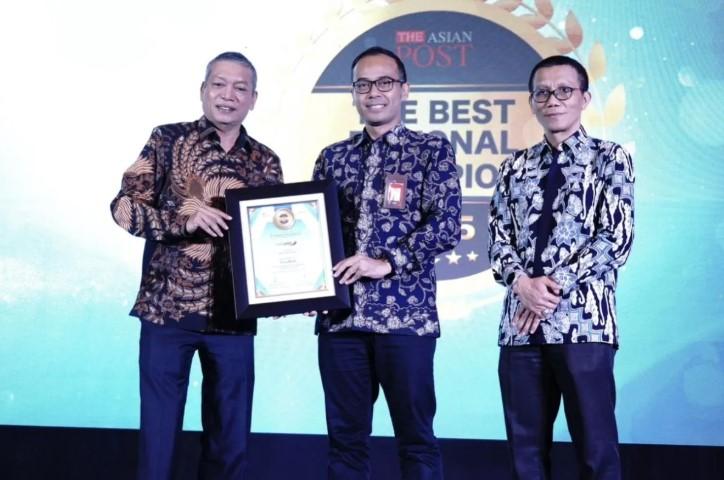 Bank Jatim Raih Penghargaan “Excellent” atas Kinerja Keuangan 2023-2024 dari The Asian Post