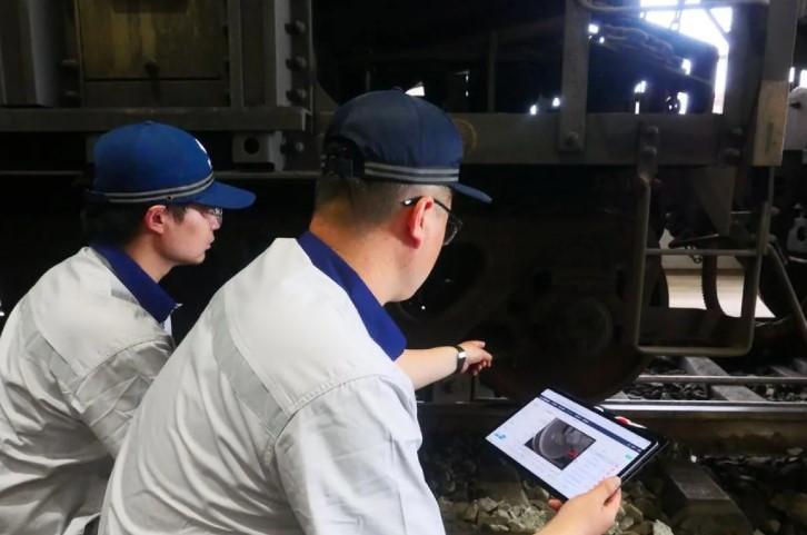 Robot Canggih Mulai Gantikan Tenaga Manusia untuk Inspeksi Kereta di China