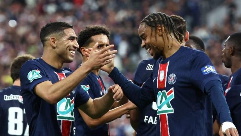 PSG Hancurkan Reims 3-0 dan Raih Gelar Domestik Ketiga Musim Ini