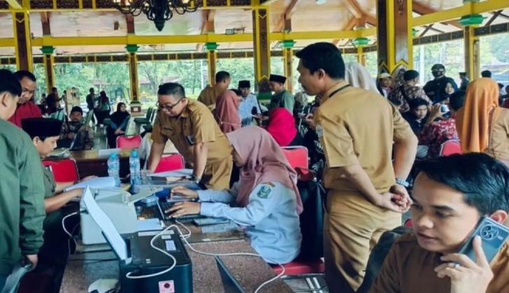 Pemkab Bangkalan Melakukan Pendampingan Massal Pembentukan Koperasi Merah Putih di Setiap Desa