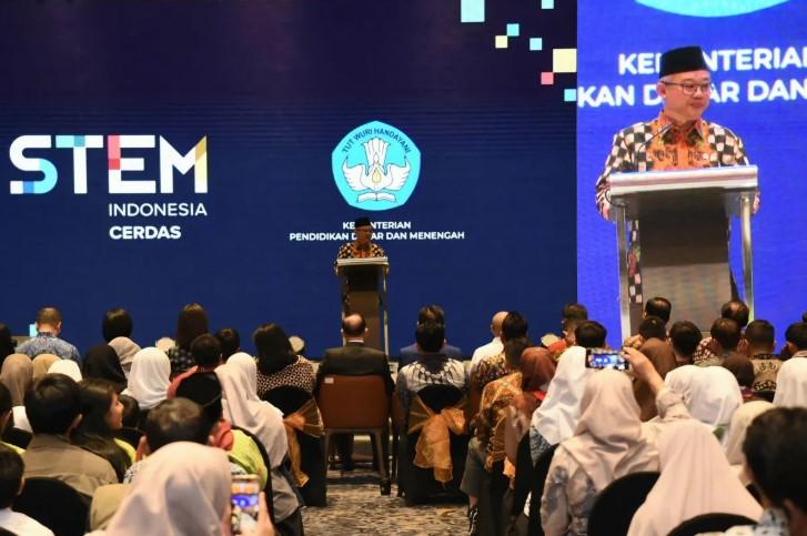 Kemendikdasmen dan Riady Foundation Luncurkan Gerakan Nasional STEM Indonesia Cerdas