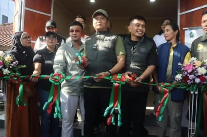 Pemerintah Kabupaten Jembrana Hentikan Ekspansi Toko Modern Berjaringan Demi Selamatkan Warung Kecil