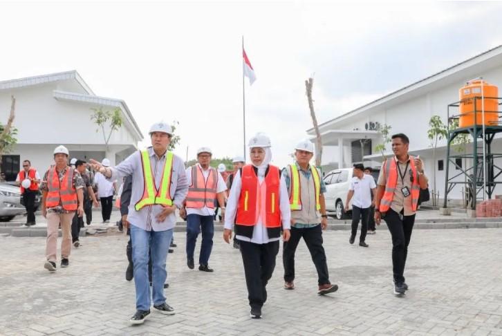Gubernur Khofifah Dorong Masyarakat Jawa Timur Cerdas Berinvestasi di Era Digital