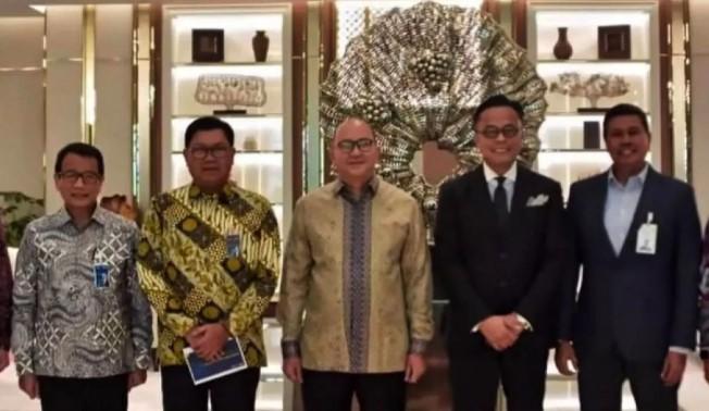 Danantara Bahas Penguatan Ekonomi dengan Himbara, IHSG Melemah dan Isu Impor Garam Jadi Perhatian