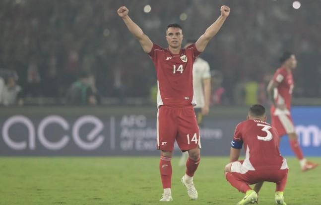 Timnas Indonesia pastikan tiket ke babak keempat setelah kalahkan China dan dibantu kemenangan Arab Saudi atas Bahrain