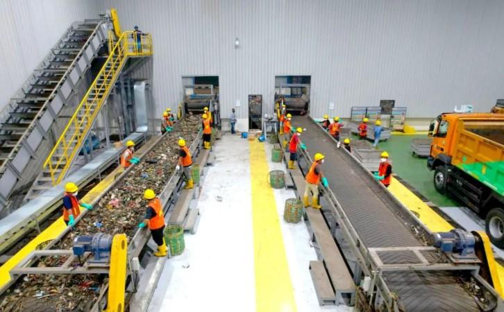 SIG Gunakan Dua Juta Ton Bahan Bakar dan Bahan Baku Alternatif Sepanjang 2024 untuk Tekan Emisi Karbon