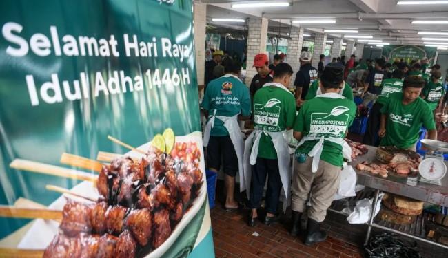 Masjid Istiqlal Potong 136 Hewan Kurban dan Salurkan Daging ke Masyarakat