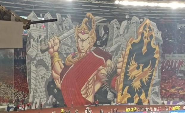 Tifo Prajurit di Laga Indonesia Vs China Simbolkan Semangat Juang dan Persatuan Nusantara
