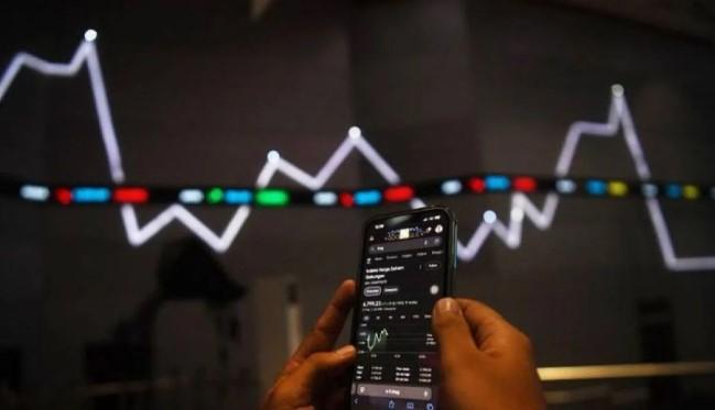 IHSG Dibuka Turun ke 7.214,59 Meski Berpeluang Menguat Terbatas: Pasar Cermati Negosiasi Dagang AS–China dan Data Inflasi