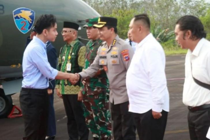 Wapres Gibran Kunjungi Kalimantan, Tinjau Dusun Muara Kate dan Pasar Bauntung