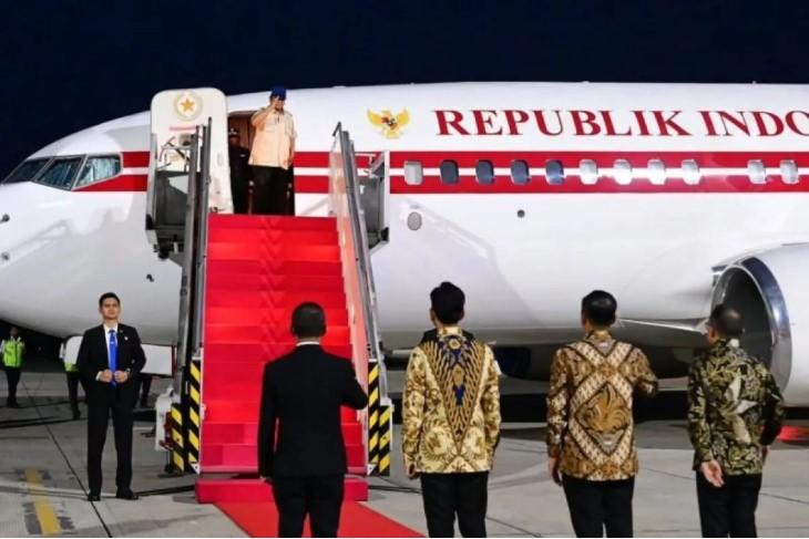 Seskab: Presiden Prabowo Bertolak ke Rusia Penuhi Undangan Vladimir Putin