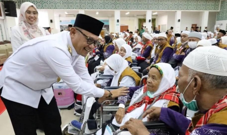 Jemaah Haji Kloter 2 Asal Samarinda Tiba di Balikpapan, Dua Orang Dilaporkan Meninggal Dunia