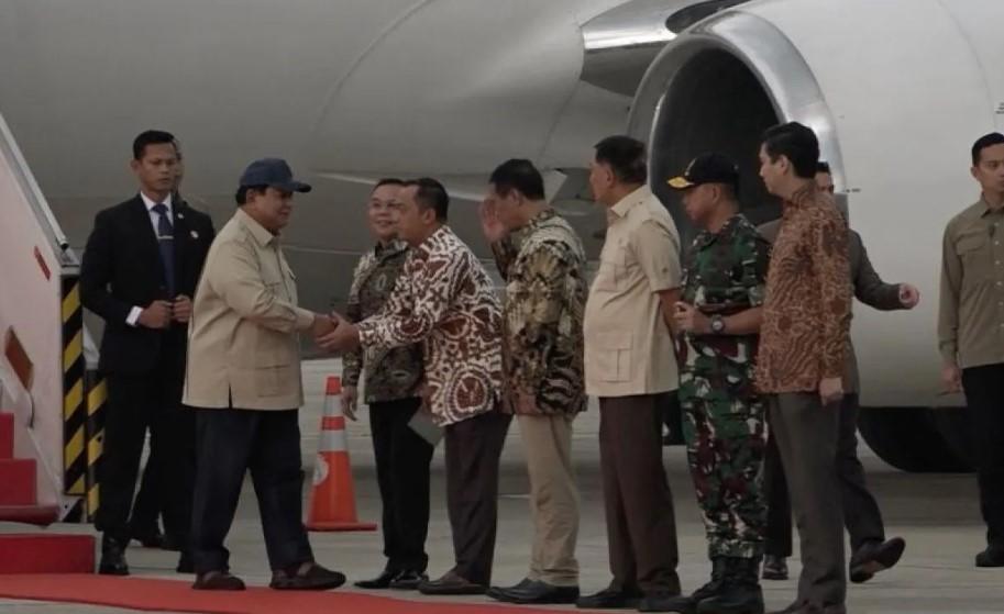 Presiden Prabowo Kembali ke Tanah Air Usai Bertemu Putin dan Hadiri Forum Ekonomi Dunia di Rusia