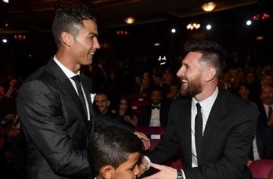 Messi Soal Hubungannya dengan Ronaldo: Bukan Teman, Tapi Saling Hormat