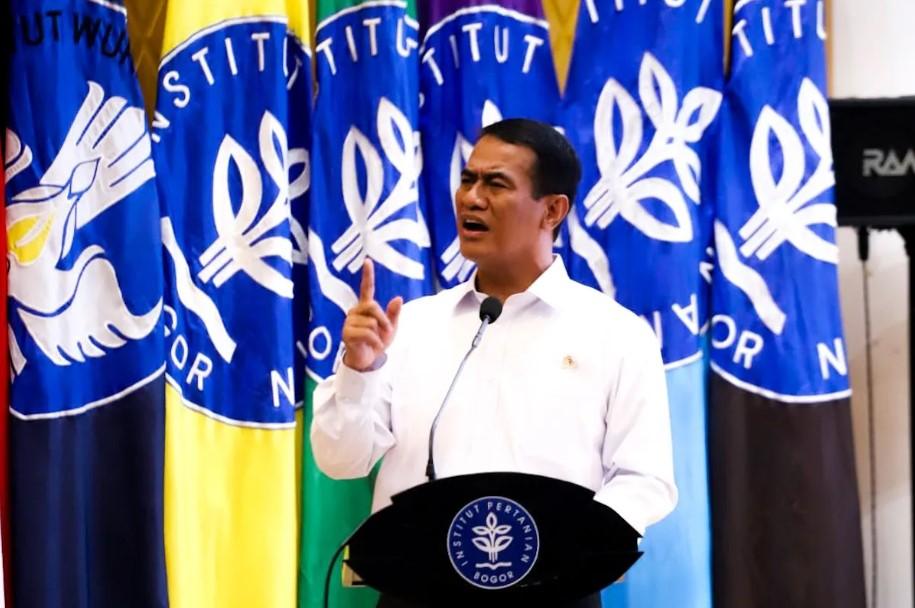 Mentan Ajak Mahasiswa Jadi Pelopor Pertanian Modern Berbasis Teknologi dan Inovasi