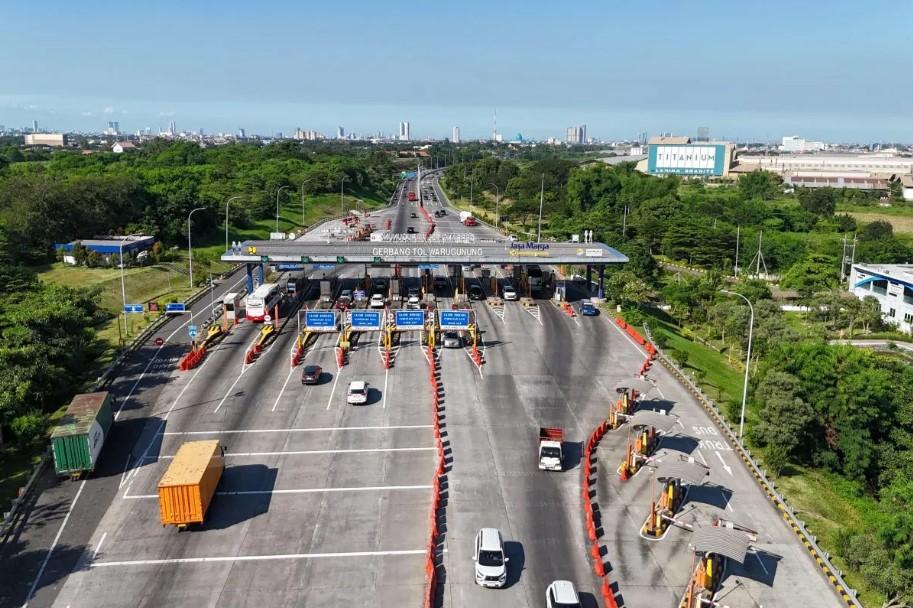 PT JSM Siagakan Gerbang Tol Warugunung Hadapi Lonjakan Kendaraan saat Libur Tahun Baru Islam 1447 H