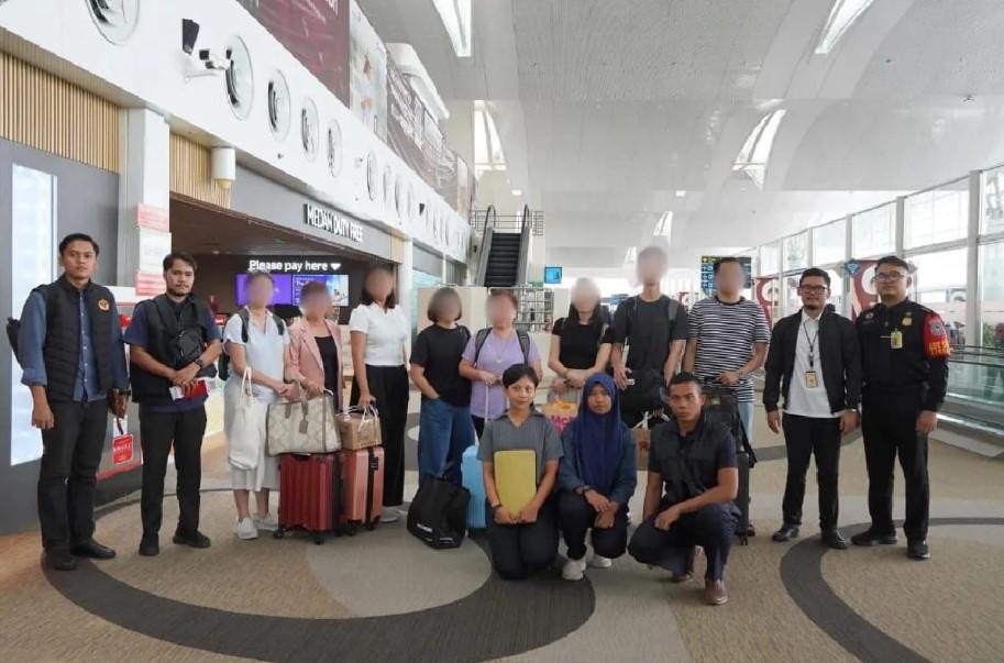 Delapan Warga Malaysia Dideportasi dari Medan karena Langgar Izin Tinggal dan Jual Properti Secara Ilegal