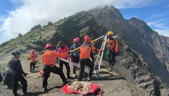 Kemenhut dan Basarnas Evaluasi Total SOP Pendakian Gunung Usai Tragedi di Rinjani