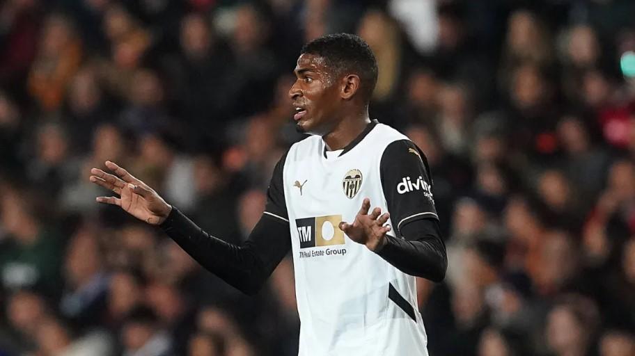 Arsenal Capai Kesepakatan Pribadi dengan Cristhian Mosquera, Siap Naikkan Tawaran ke Valencia