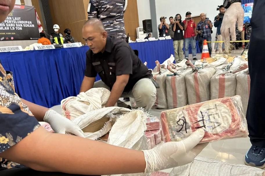 Prancis Sita 2,5 Ton Kokain di Perairan Kaledonia Baru, Pecahkan Rekor Penangkapan Terbesar