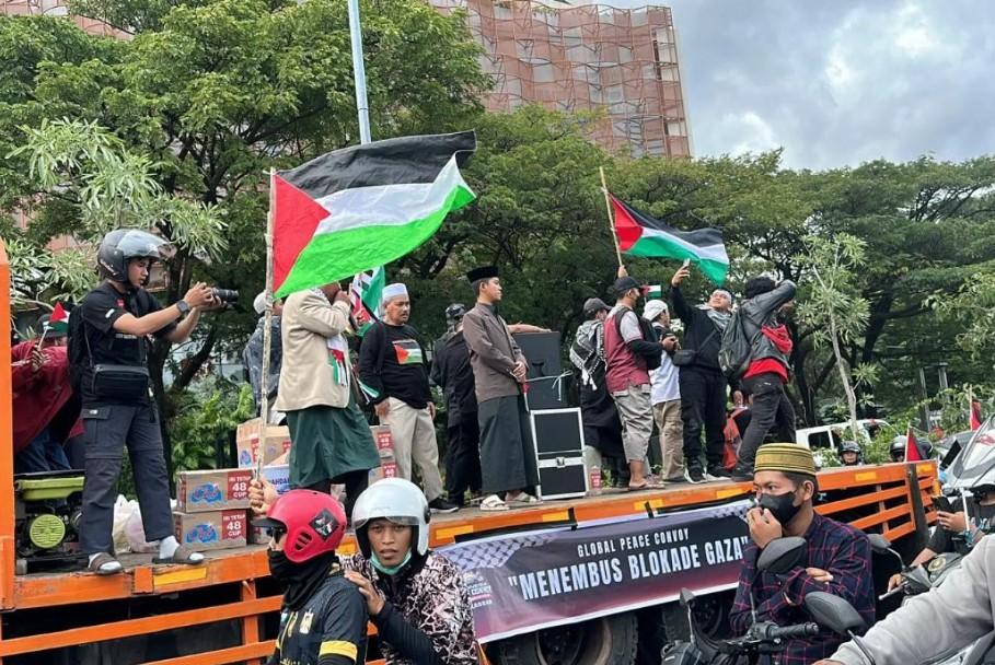 Ribuan Warga Makassar Ikuti Konvoi Damai untuk Palestina, Serukan Dukungan dan Aksi Nyata