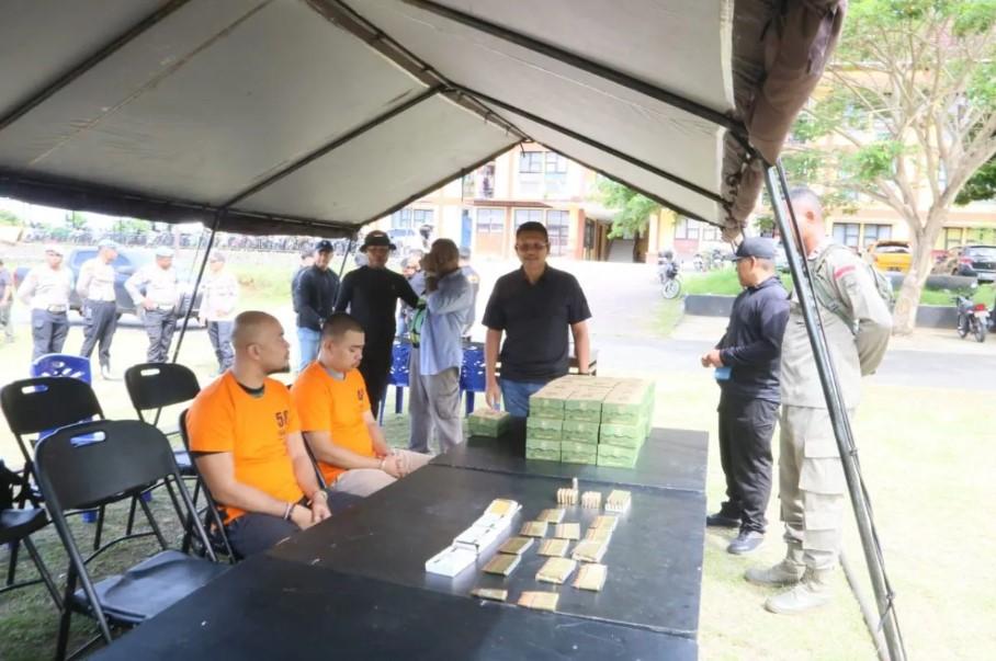 Polda Papua Barat Musnahkan 1.600 Butir Amunisi dan Senjata Api dari Jaringan Ilegal Penyuplai KKB
