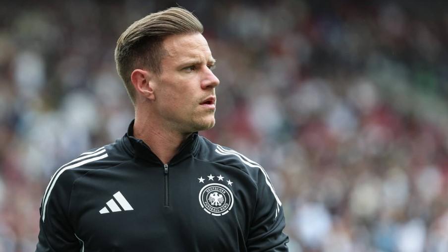 Szczesny Resmi Perpanjang Kontrak, Barcelona Siap Depak Ter Stegen demi Joan Garcia