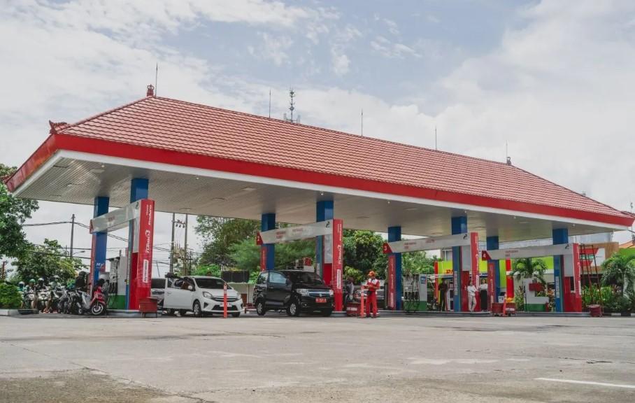 Distribusi BBM Dialihkan Lewat Jalur Utara Bali Imbas Jalan Amblas di Tabanan