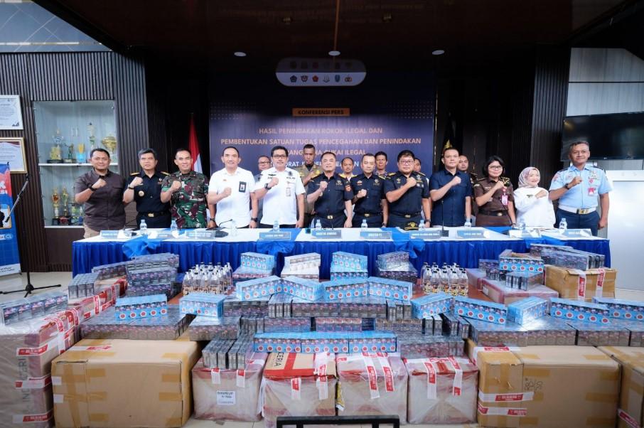 Satgas Bea Cukai Diresmikan untuk Tekan Peredaran Rokok Ilegal di Seluruh Indonesia