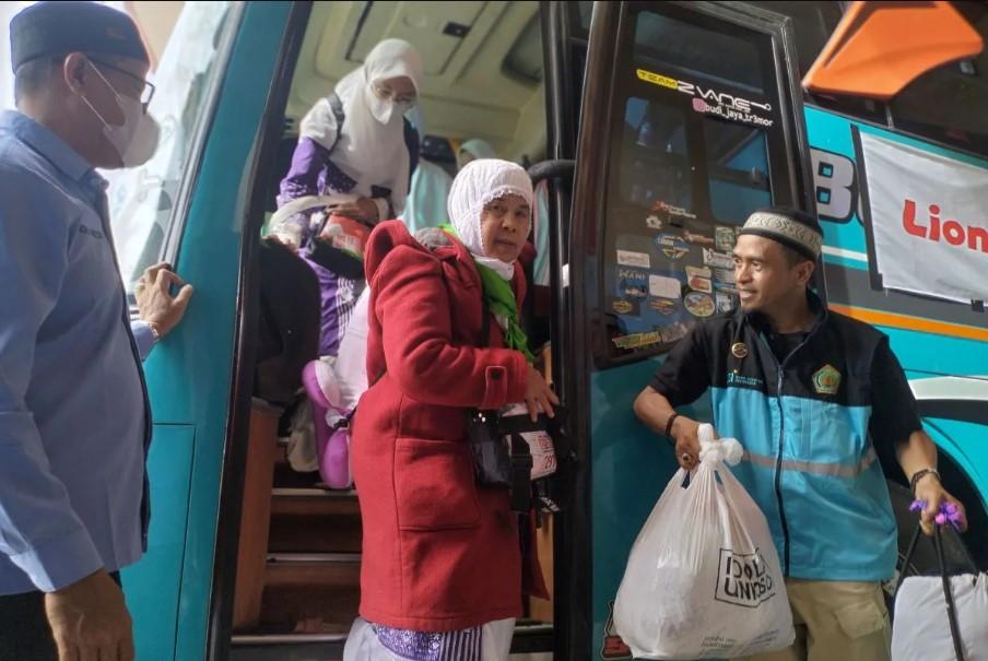 Pemulangan Jamaah Haji Debarkasi Padang Tuntas, Tersisa Tiga Dirawat di Tanah Suci