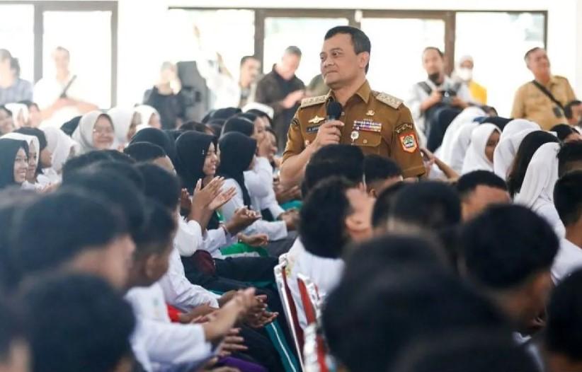 Gubernur Jateng Resmikan Sembilan Sekolah Rakyat, Fokus Pendidikan untuk Anak dari Keluarga Miskin