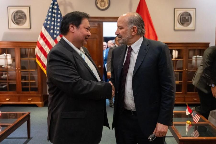 Indonesia Diminta Siapkan Strategi Penyeimbang Usai Komitmen Pembelian Produk AS Senilai Miliaran Dolar