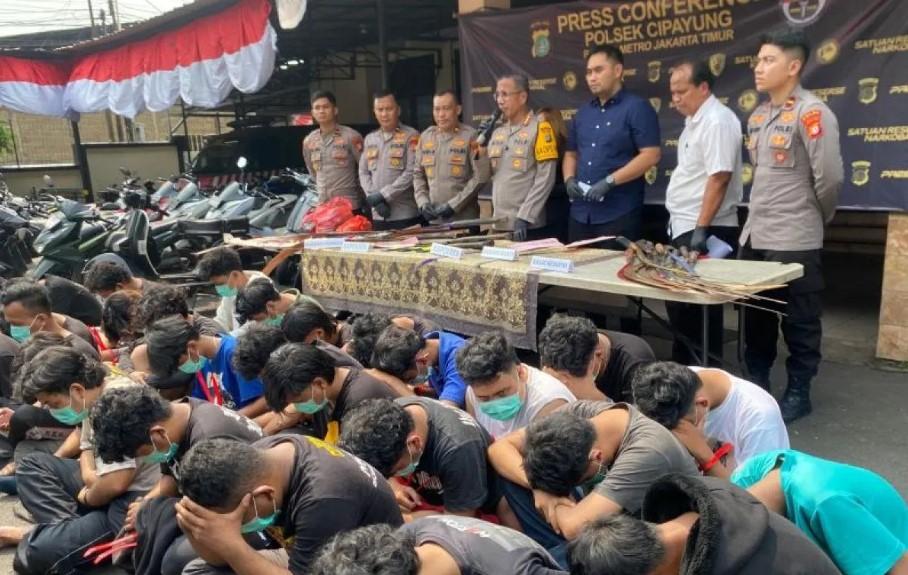 Polisi Gagalkan Tawuran Massal 100 Remaja di Lubang Buaya, Terbongkar Aliansi Lintas Kota