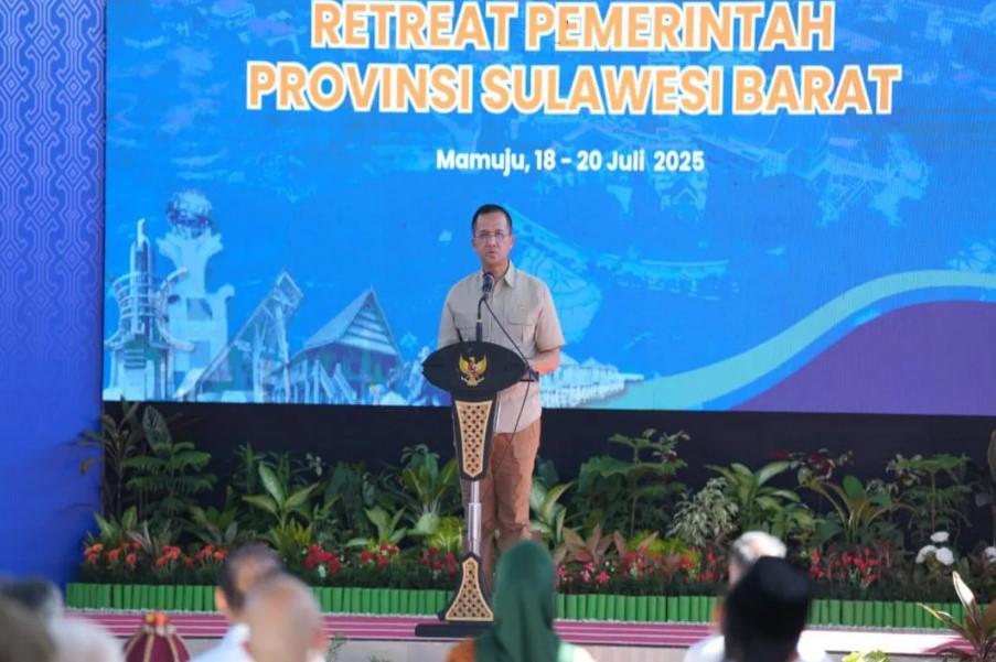 Mentrans Beri Pembekalan Retreat Sulbar: Transmigrasi Jadi Motor Pertumbuhan Ekonomi Daerah