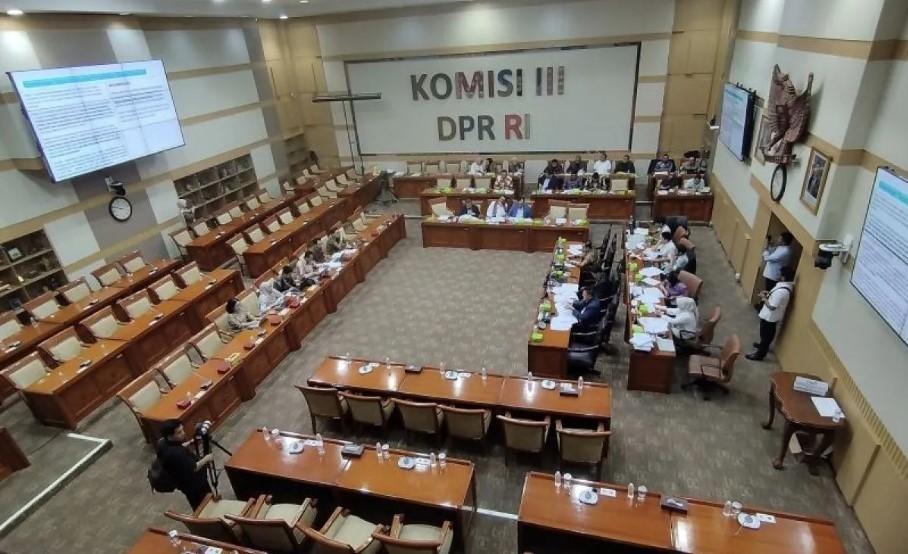 YLBHI Desak Penghapusan Ketentuan TNI Sebagai Penyidik dari Revisi KUHAP