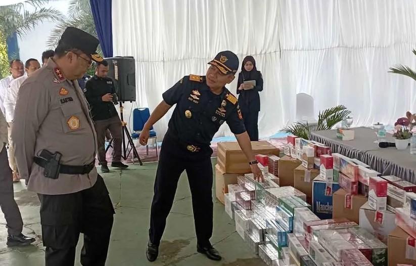 Polda Aceh dan Bea Cukai Perkuat Sinergi Cegah Rokok Ilegal demi Selamatkan Penerimaan Negara