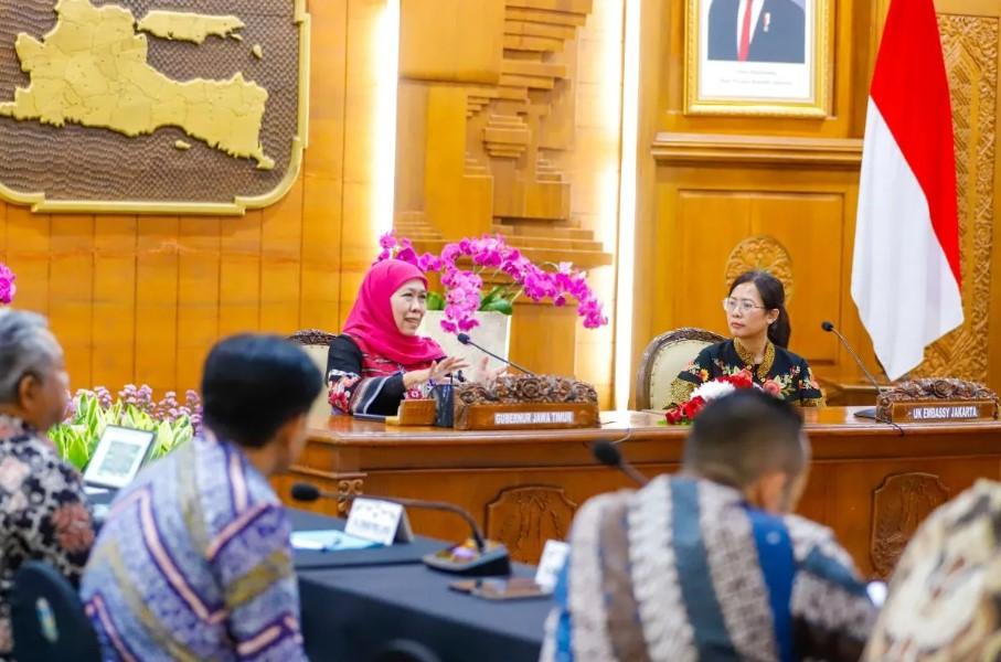Pemprov Jatim dan Kedubes Inggris Percepat Pembangunan Kereta Perkotaan Surabaya, Dukung SRRL dan LRT Terintegrasi