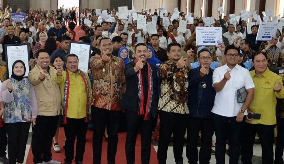 Gubernur Sumut Gratiskan Cicilan Kredit Setahun untuk UMKM di Festival Kemudahan Usaha