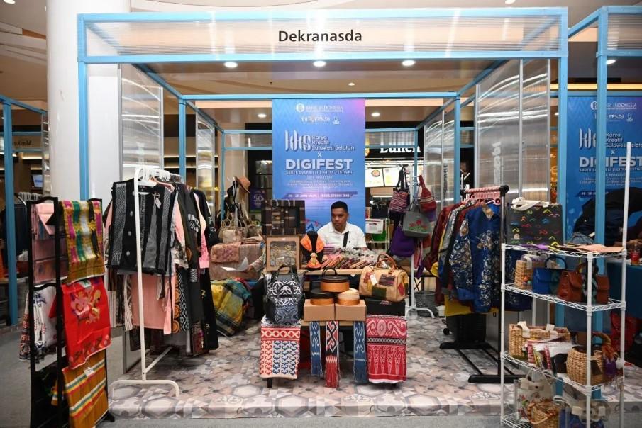 Karya Kreatif Sulsel 2025 Raup Transaksi Rp1,2 Miliar, Bukti Kekuatan Ekonomi Wastra Lokal