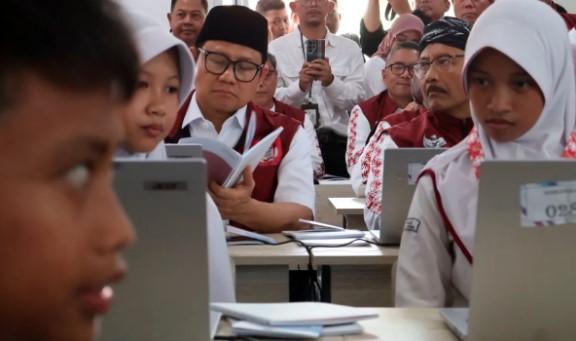 Rangkuman Berita Penting Senin: Saraf Kejepit pada Remaja, Kasus Kekerasan Seksual Ponpes, hingga Spesies Jamur Baru