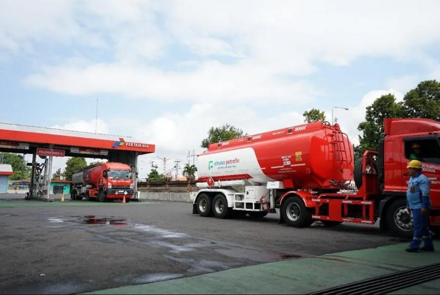Pertamina Tambah Pasokan 2.000 KL BBM per Hari ke Jember, Atasi Kelangkaan Akibat Jalur Gumitir Tertutup